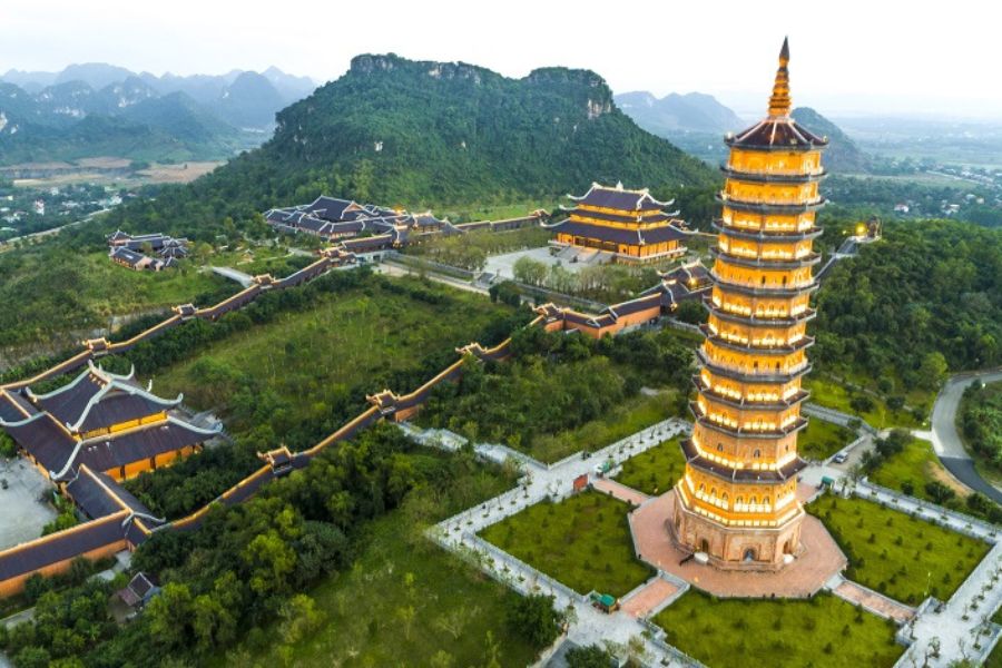 Giá Vé Chùa Bái Đính