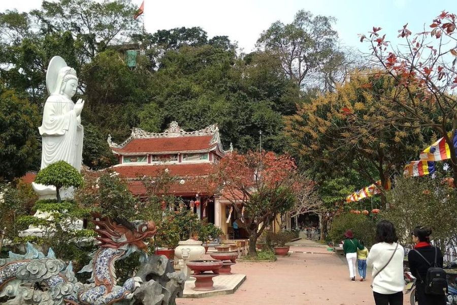 Chùa Non Nước - Di Sản Thời Lý Giữa Non Nước Hùng Vĩ