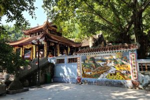 Đền Bà Chúa Kho: Ý Nghĩa Nghi Lễ Vay – Trả, Hướng Dẫn Tham Quan & Thông Tin Cho Kiều Bào