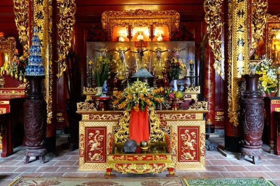 Đền Ông Hoàng Mười - Di Sản Tín Ngưỡng Hào Hùng Xứ Nghệ