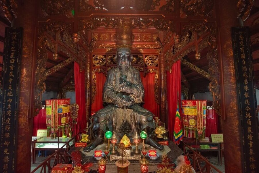 Lịch sử Đền Quán Thánh gắn bó thế nào với truyền thuyết Đức Trấn Vũ