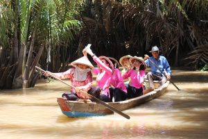 Đi thuyền rạch dừa