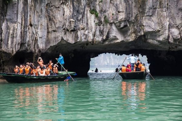 du lịch việt nam 13 ngày 12 đêm