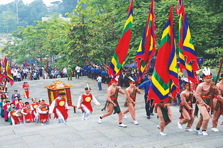 Hướng Dẫn Du Lịch Đền Hùng: Từ Di Chuyển Đến Lịch Trình Tham Quan