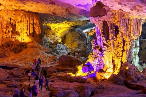 Hang Sửng Sốt Hạ Long