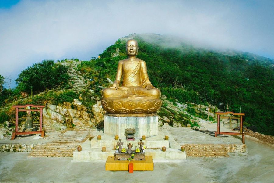 hành hương yên tử